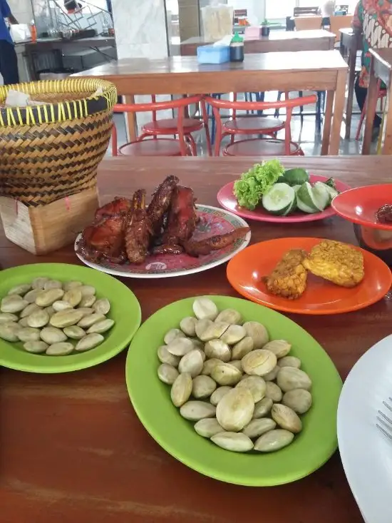 Gambar Makanan RM Palinggihan 5