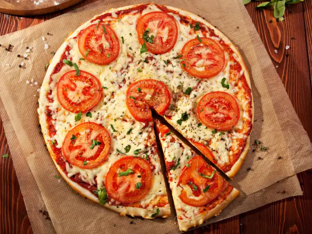 Şanlı Pizza'nin yemek ve ambiyans fotoğrafları 1