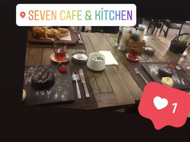 Seven Cafe & Kitchen'nin yemek ve ambiyans fotoğrafları 9