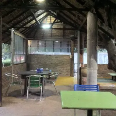 Nasi Timbel Saung Kuring