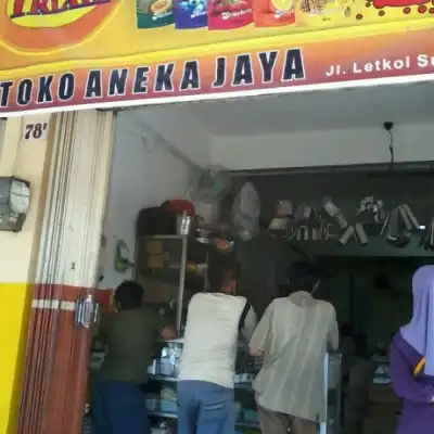 toko bahan kue aneka jaya letkol sumarjo mojokerto