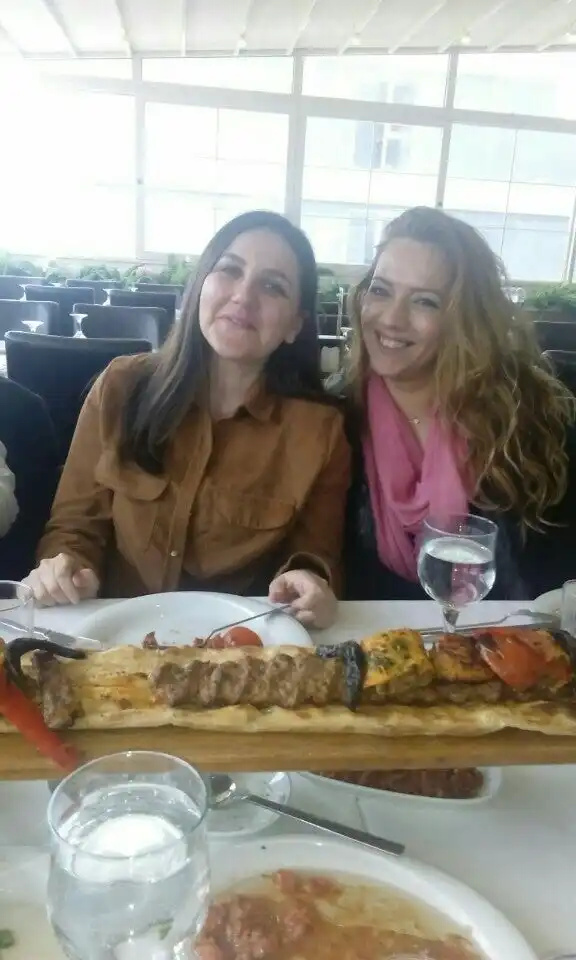 Adanalı Hasan Kolcuoğlu Restaurant'nin yemek ve ambiyans fotoğrafları 1
