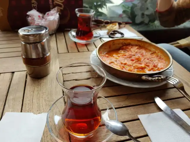 Ulus Pasta Cafe'nin yemek ve ambiyans fotoğrafları 12