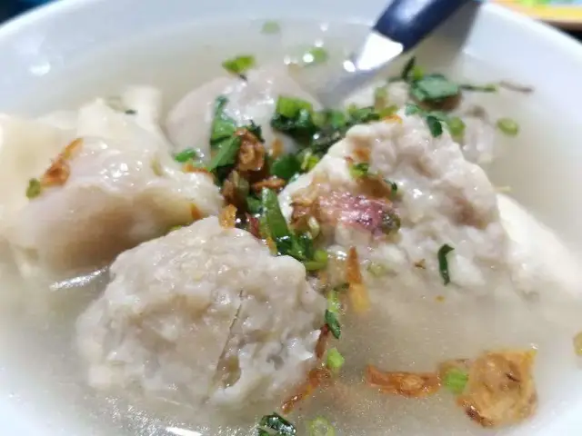 Gambar Makanan Bakso Malang Nonik 18