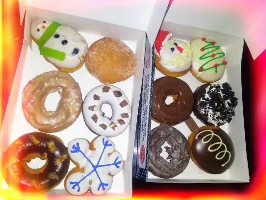 Krispy Kreme Doughnuts Food Photo 7