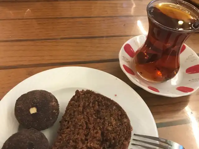 Cafe Turkuaz Göçmen Börekçisi'nin yemek ve ambiyans fotoğrafları 2