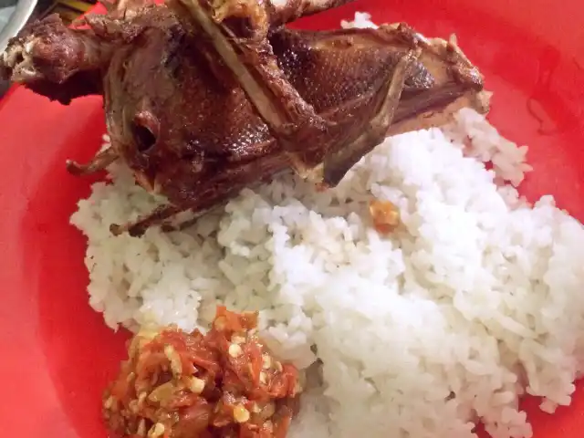 Gambar Makanan Bebek Goreng H. Slamet 10