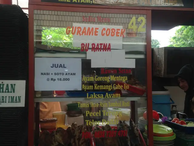 Gambar Makanan Gurame Cobek Bu Ratna 1