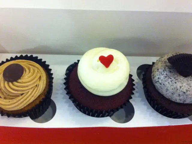 Gambar Makanan Twelve Cupcakes 12