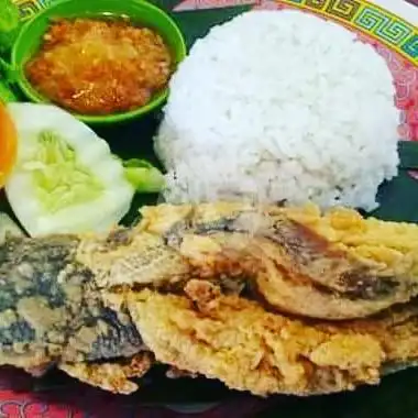 Gambar Makanan Warunk Seafood Tumpah, Tebet 13