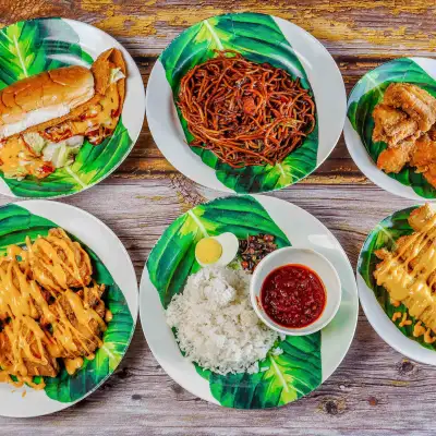 Nasi Lemak Goreng Ayam Bujang