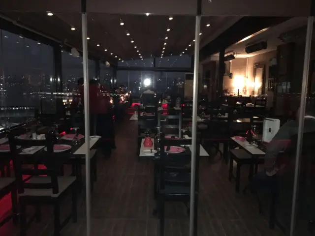 Peninsula Teras Restaurant - Golden City Hotel'nin yemek ve ambiyans fotoğrafları 21