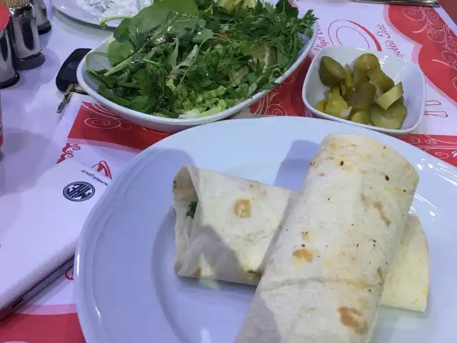Zeynep Kokoreç Dünyası'nin yemek ve ambiyans fotoğrafları 2