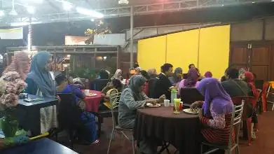 Bunga Cenang Restoran