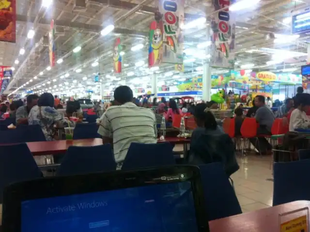 Gambar Makanan Food court Giant-Waru 10