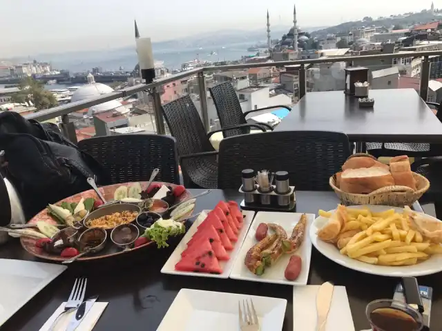 İstanbul Yeditepe Teras Cafe Restaurant Nargile'nin yemek ve ambiyans fotoğrafları 10