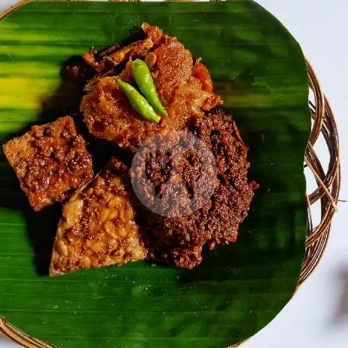 Gambar Makanan Ayam Goreng Bacem Bu Rini, Gedongkuning 19