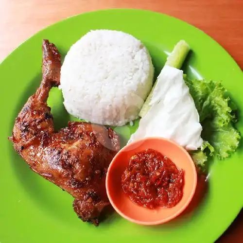 Gambar Makanan Ayam Bakar Nemat 1