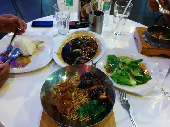 Singapore Chicken Rice Food Photo 1