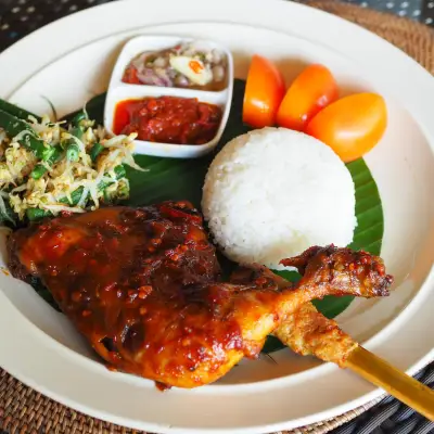 SAKENAH NASI KUKUS