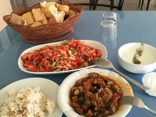 Ali Bilir Dinlenme Tesisleri'nin yemek ve ambiyans fotoğrafları 4