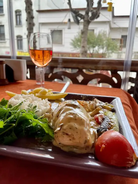 İstanbul Kitchen Cafe Restaurant'nin yemek ve ambiyans fotoğrafları 49