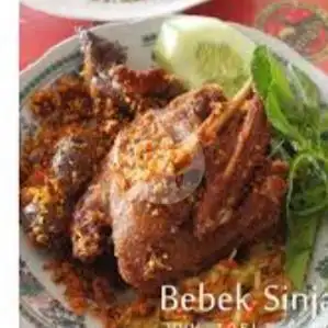 Gambar Makanan Nasi Bebek Sinjaya Sambal Pencit Mangga Muda Khas Madura, Dr Setiabudi 7