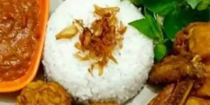 Nasi Kuning Putri, Tamalate