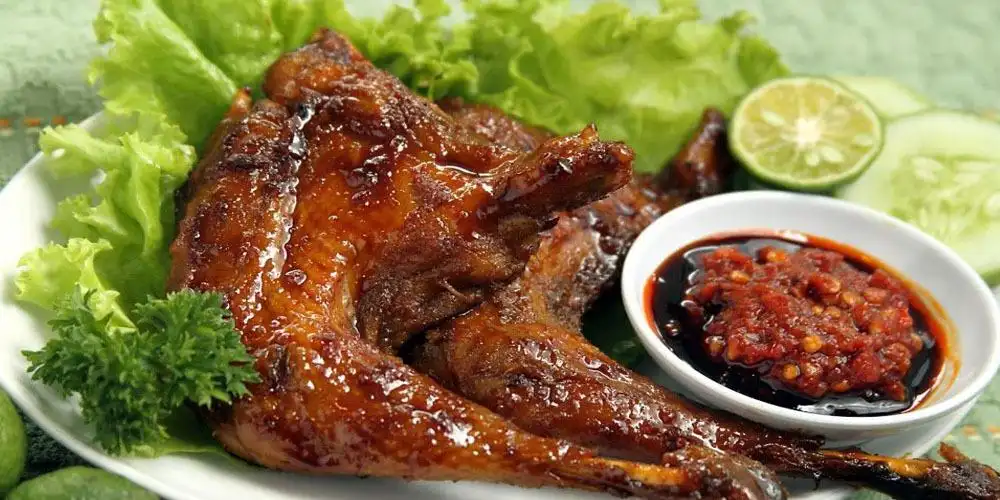 Ayam Bakar Khas Solo Pendopo 88, Larangan
