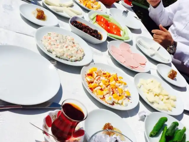 Huzur Cafe'nin yemek ve ambiyans fotoğrafları 3