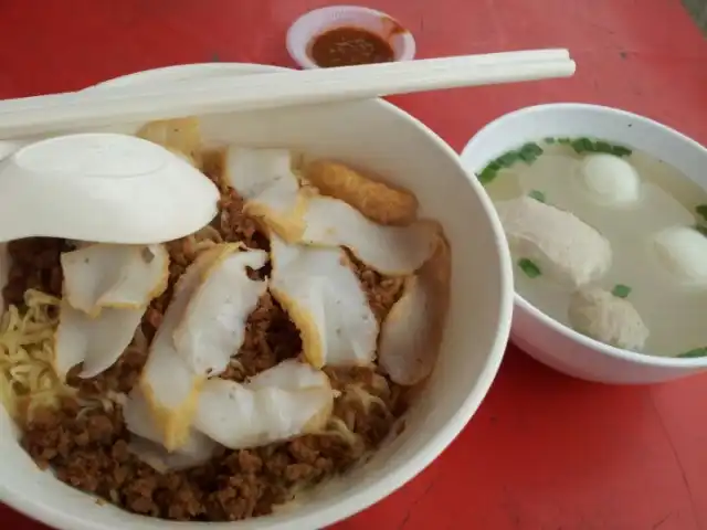 Section 17 Hawker Street (Wai Sek Kai) Food Photo 3