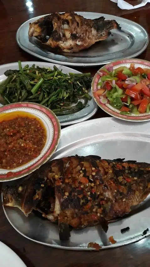 Gambar Makanan Bumbu Den 19