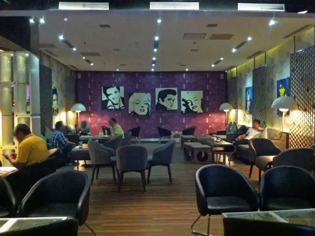 Gambar Makanan The Magenta Coffee & Wine - Holiday Inn Pasteur 3