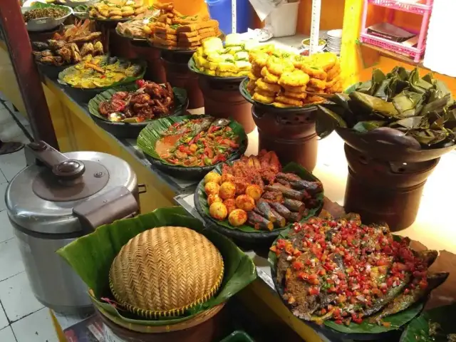 Gambar Makanan RM Sunda Prasmanan Cikajang 20
