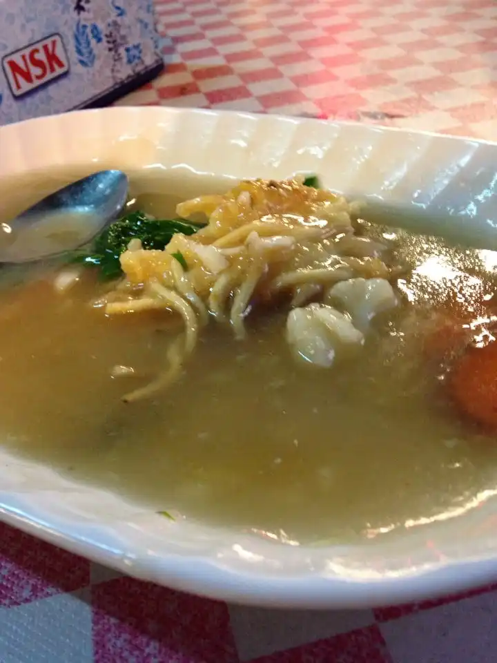 Sri Tom Yam Seafood (Pakapau)