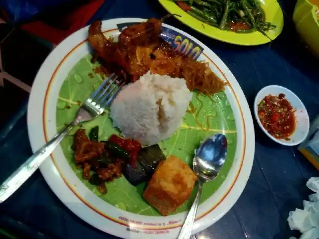 Gambar Makanan Ayam Bakar Wong Solo 8