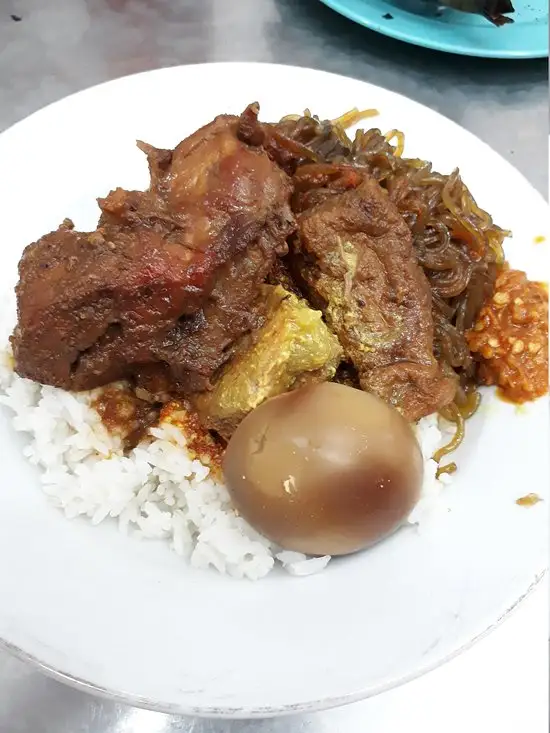 Gambar Makanan Depot Nasi Campur Tambak Bayan 8