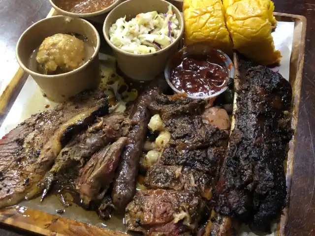 Swood Smokehouse Texas BBQ Food Photo 3