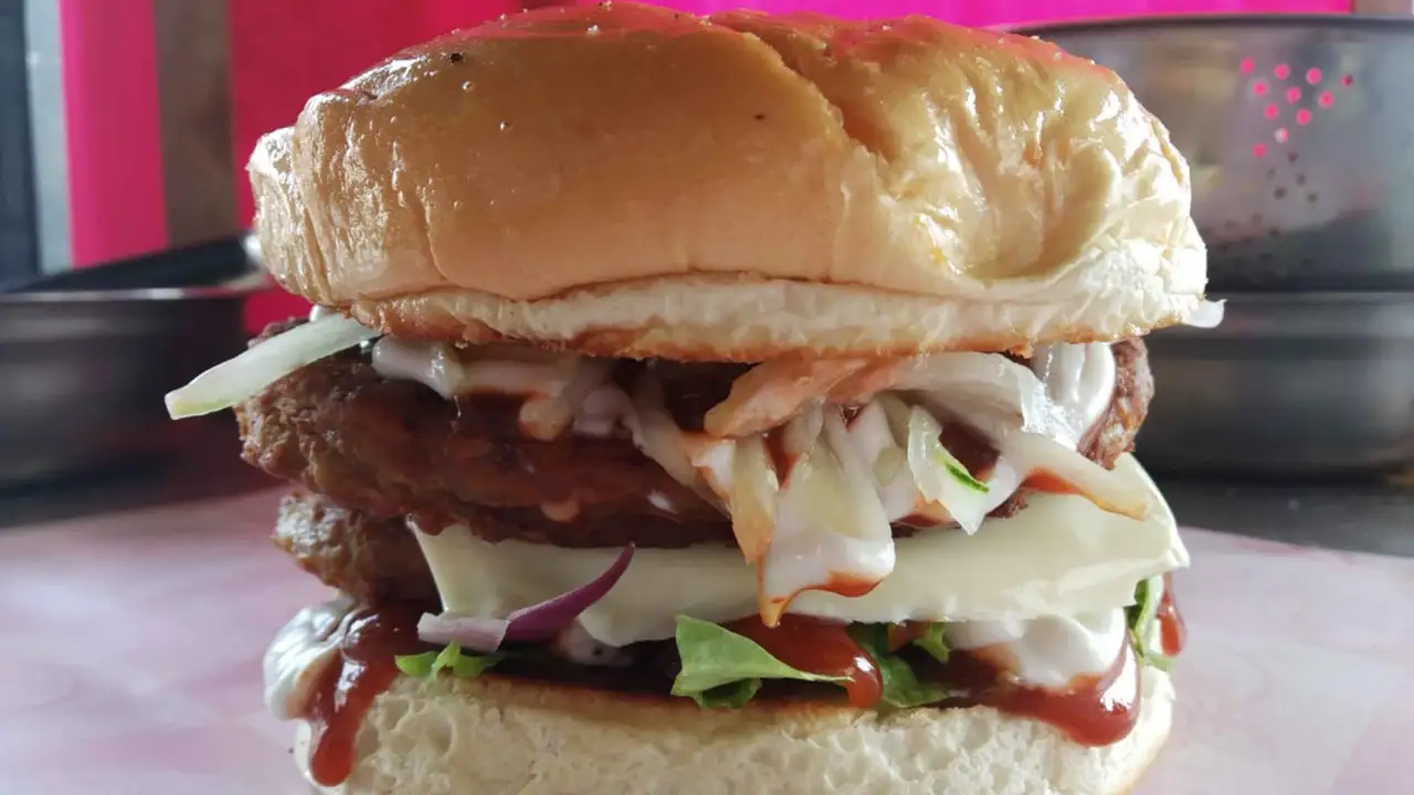 Syukor Burger Seri Iskandar