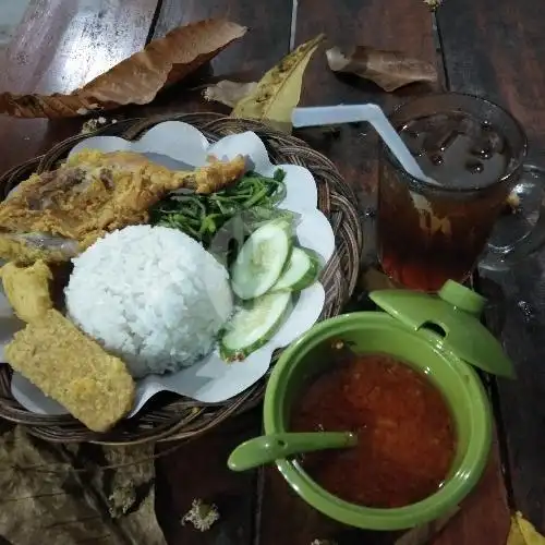 Gambar Makanan Ayam Geprok Ibu, Khairil Anwar 12