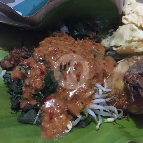 Gambar Makanan Nasi Kuning Warmob Salsabila, Mappanyukki 11