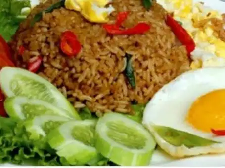 Nasi Goreng Cobek Sambal Lalapan