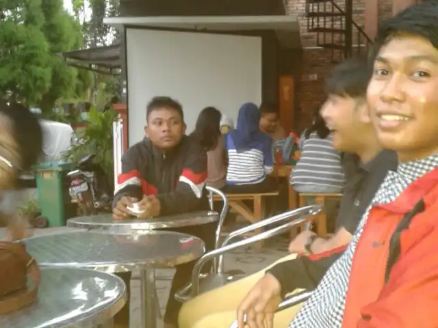 Gambar Makanan Bata merah cafe 9