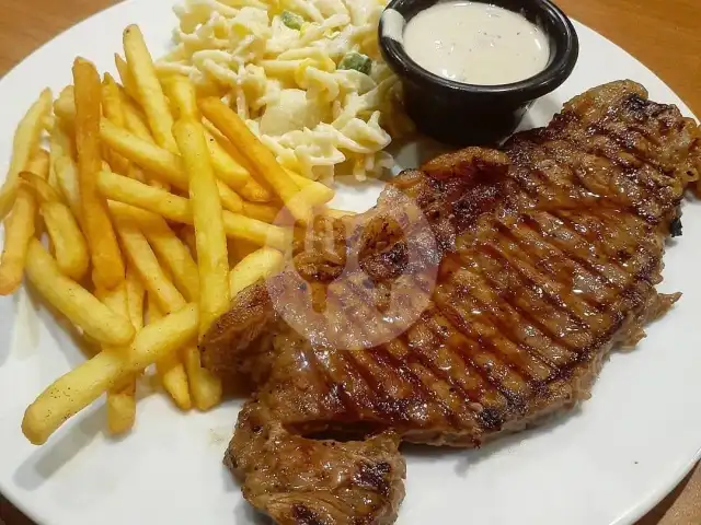 Gambar Makanan Meaters (Steak & Ribs Specialist), Cengkareng 7