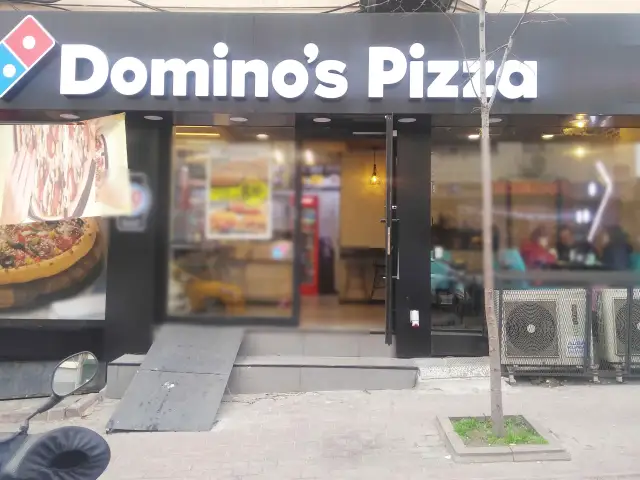 Domino's Pizza'nin yemek ve ambiyans fotoğrafları 8