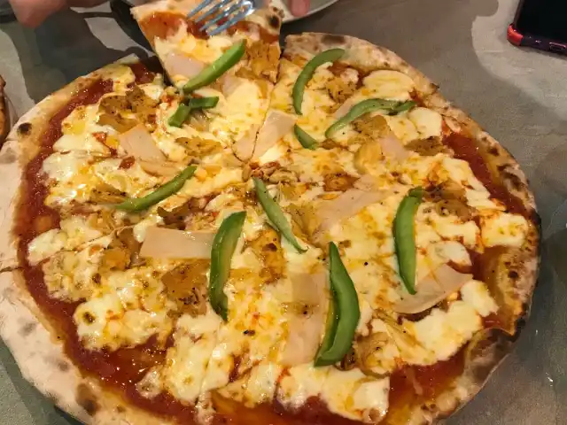 FINO Piza Food Photo 4