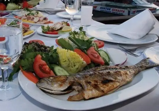 Reis Restaurant'nin yemek ve ambiyans fotoğrafları 2