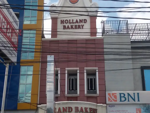 Gambar Makanan Holland Bakery 16