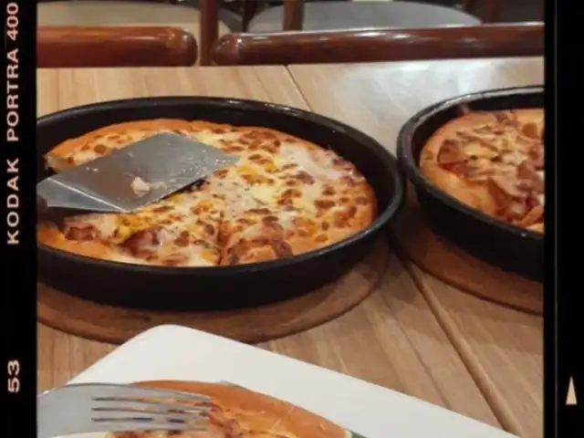 Gambar Makanan Pizza Hut 5