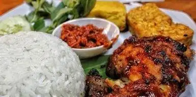 Warung Makan Sido Mampir, Pattimura